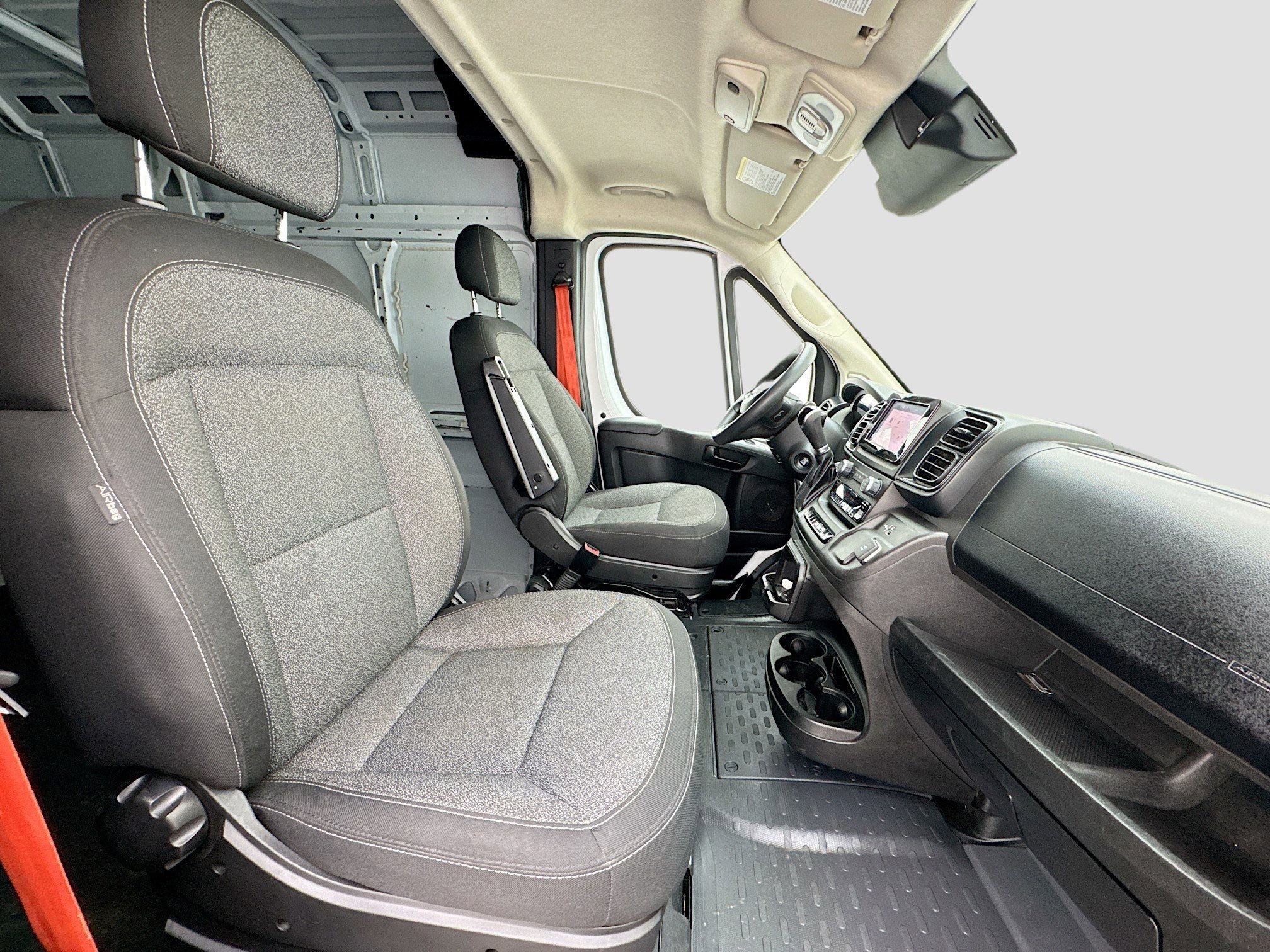 Used 2023 RAM ProMaster 3500 w/ Driver Convenience Group FWD image 18