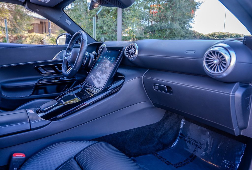 Used 2022 Mercedes-Benz SL 55 AMG 4MATIC image 21