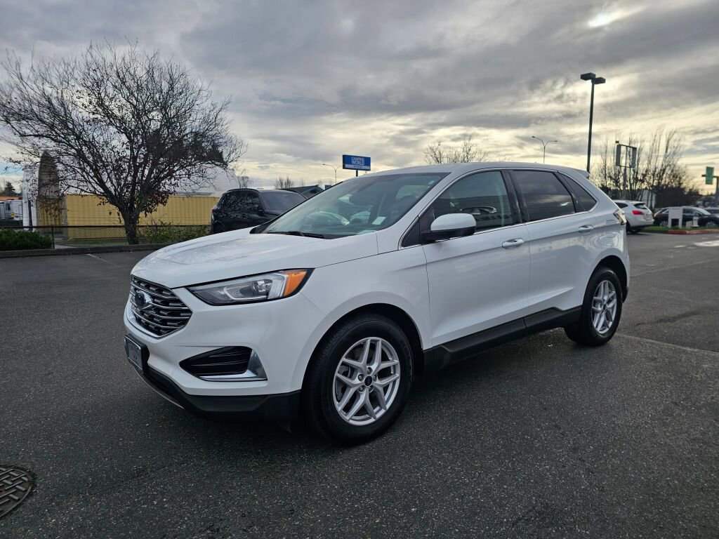 Used 2022 Ford Edge SEL image 3