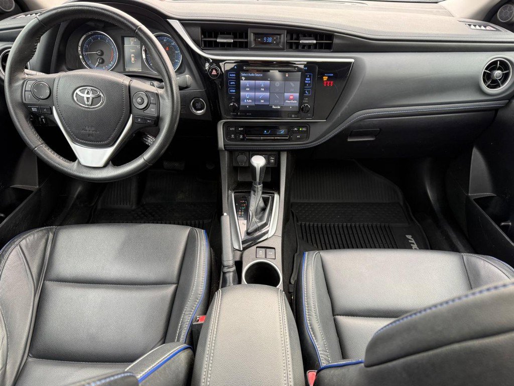 Used 2018 Toyota Corolla XSE image 13