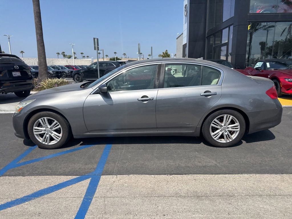 Used 2012 INFINITI G25 Journey RWD image 7