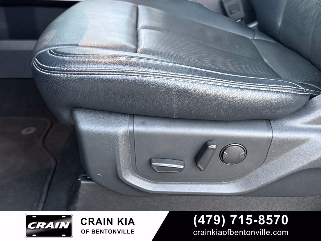 Used 2022 Ford F250 Lariat w/ Tremor Off-Road Package AWD/4WD image 11