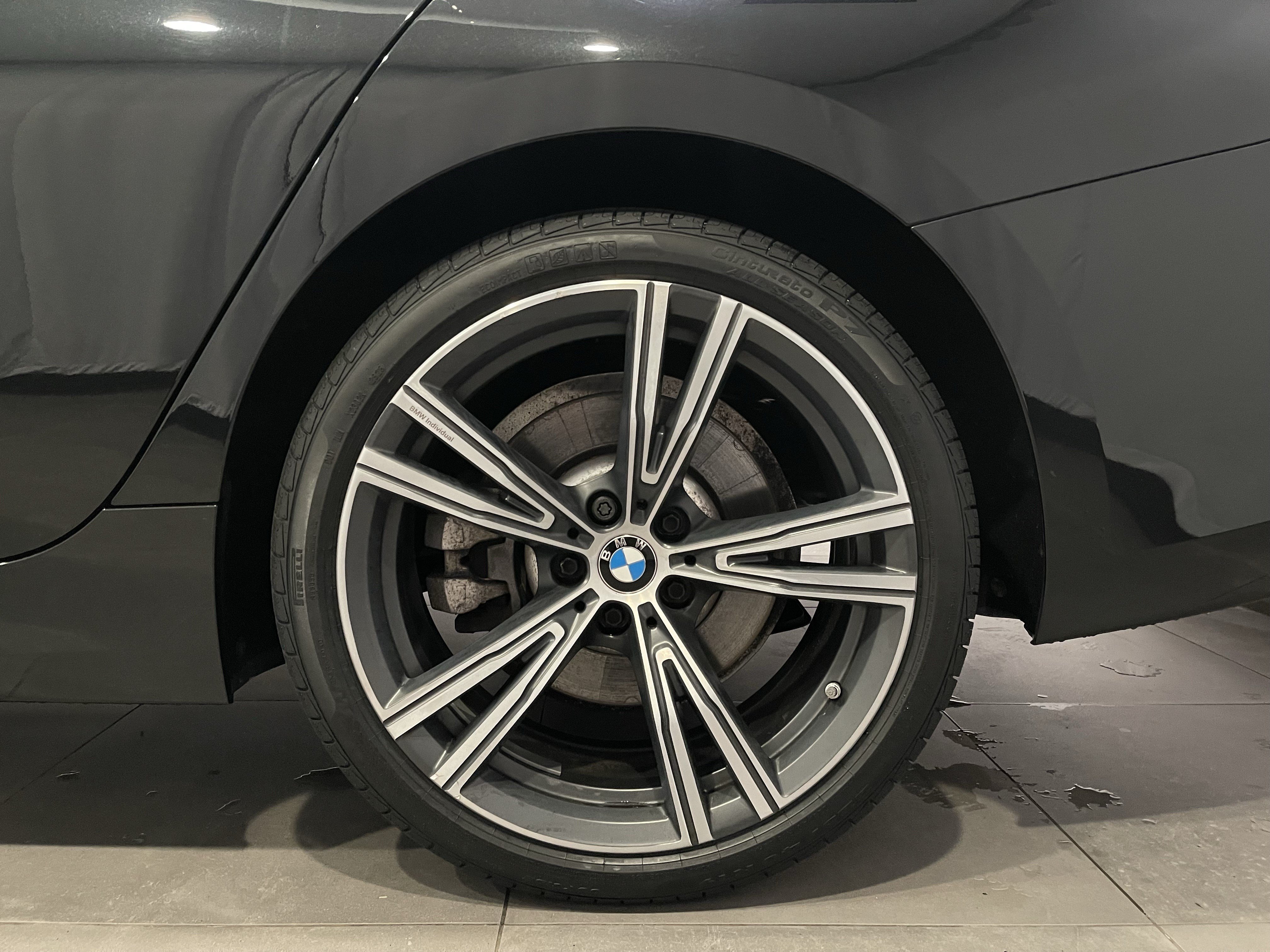 Certified 2023 BMW 330i xDrive Sedan w/ Premium Package AWD/4WD image 8