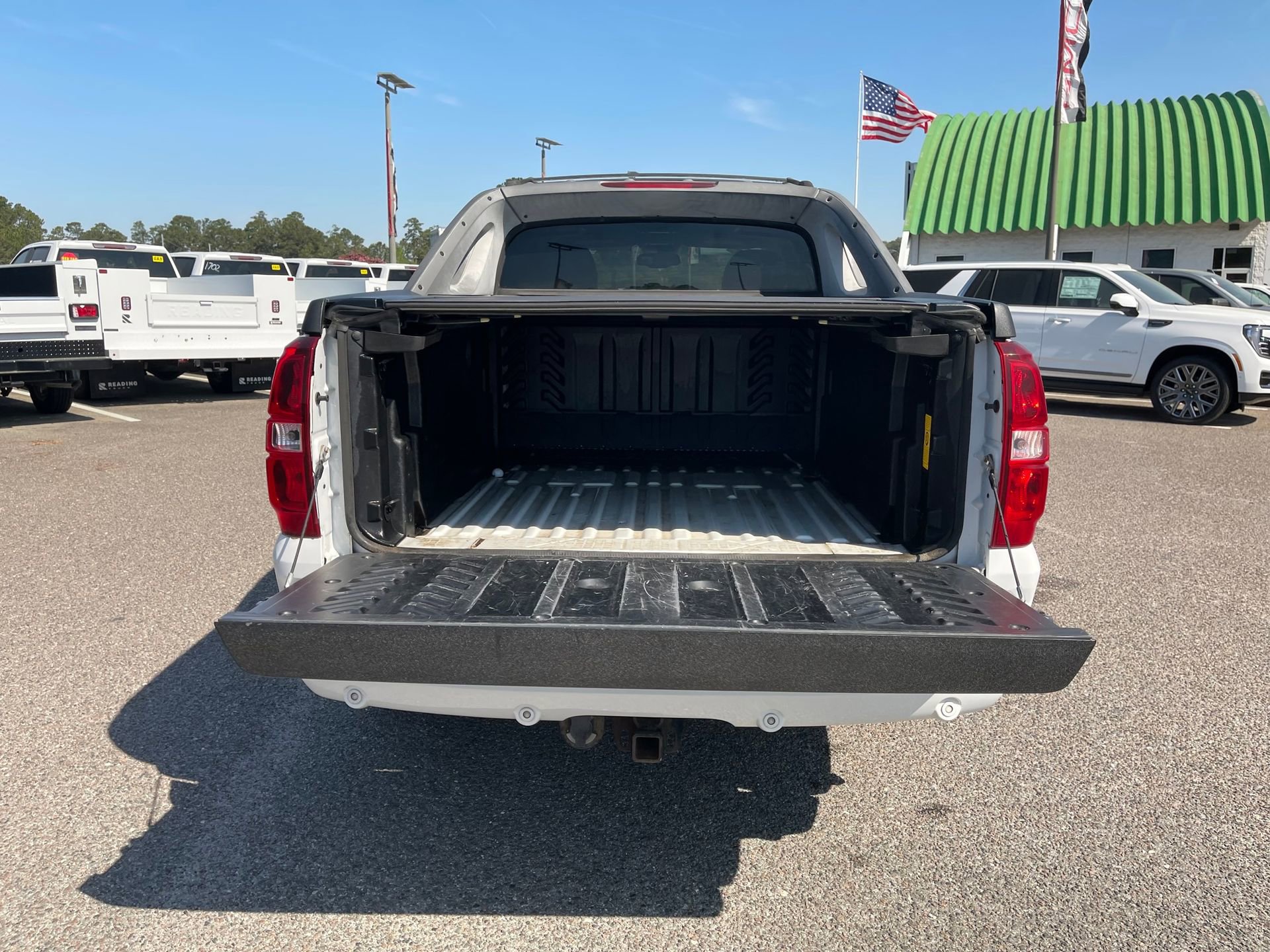 Used 2007 Chevrolet Avalanche LTZ w/ LTZ Preferred Equipment Group image 23
