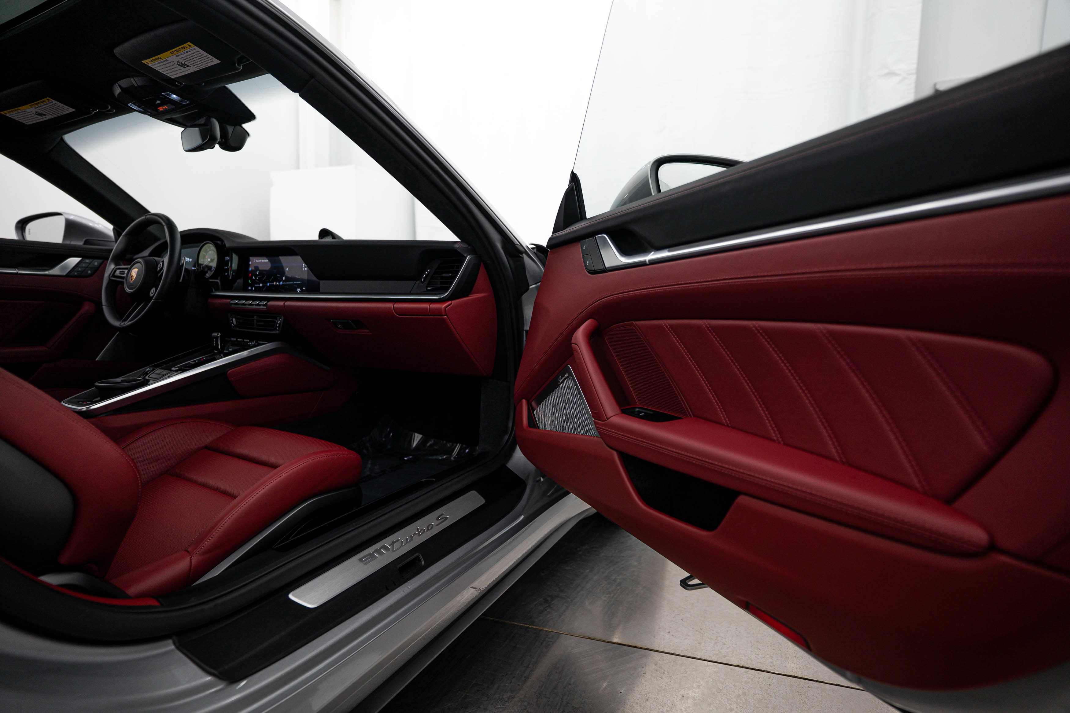 Certified 2023 Porsche 911 Turbo S AWD/4WD image 15