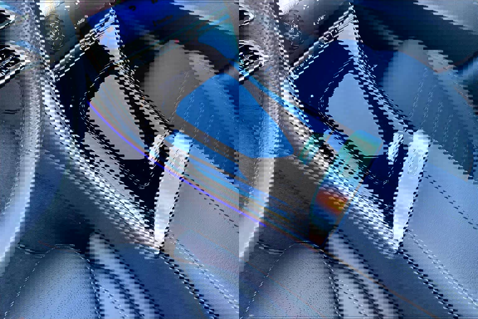 Used 2025 Mercedes-Benz C 300 Sedan image 17