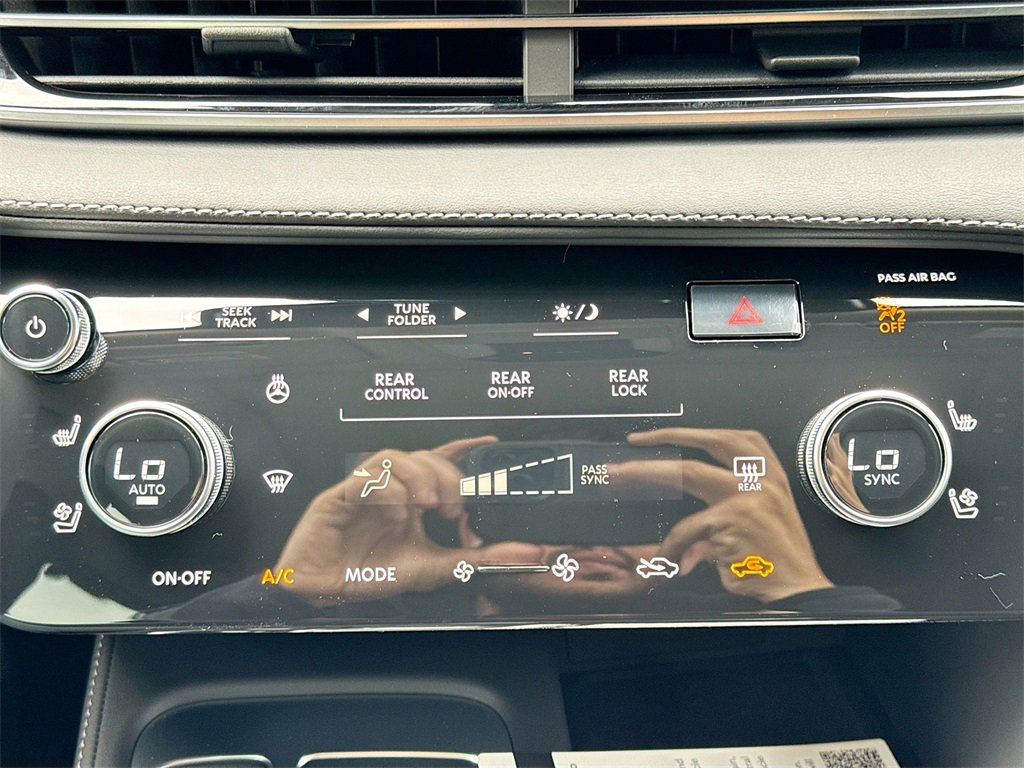 New 2026 INFINITI QX60 Luxe w/ Cargo Package image 16