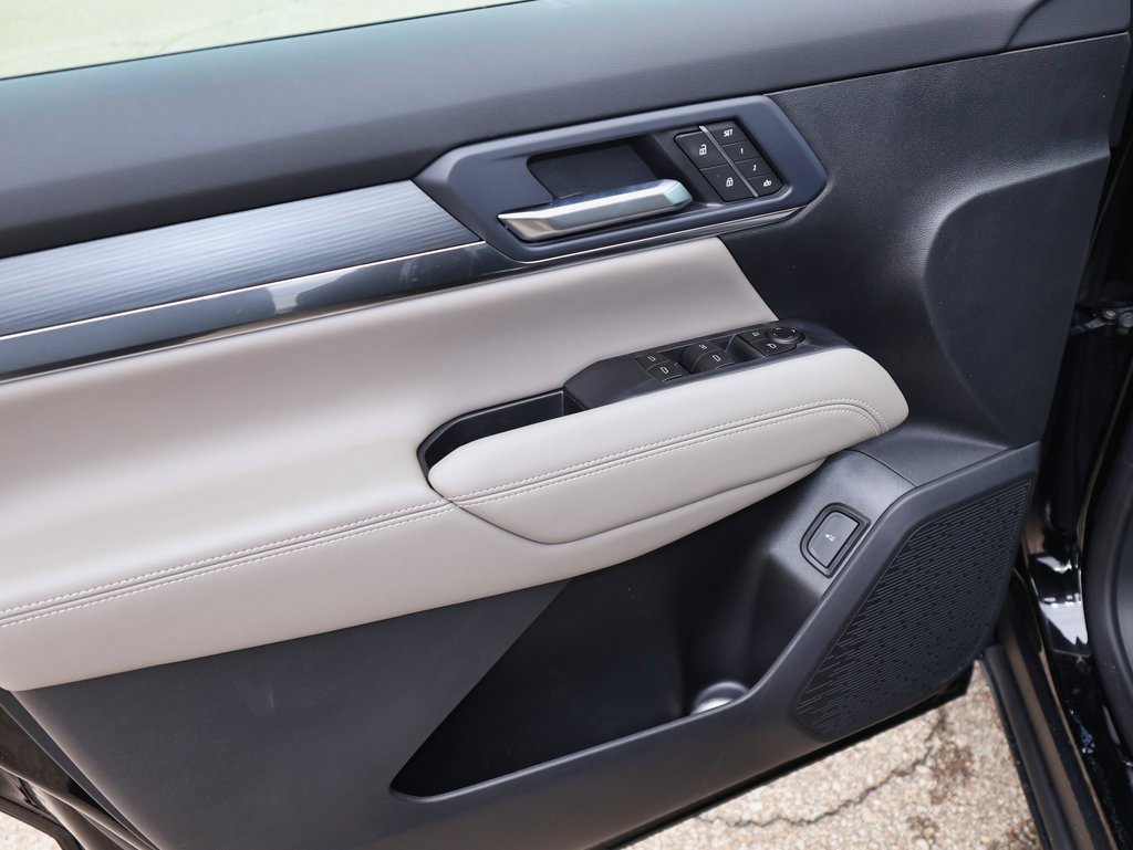 New 2026 GMC Terrain Elevation w/ Elevation Premium Package image 9