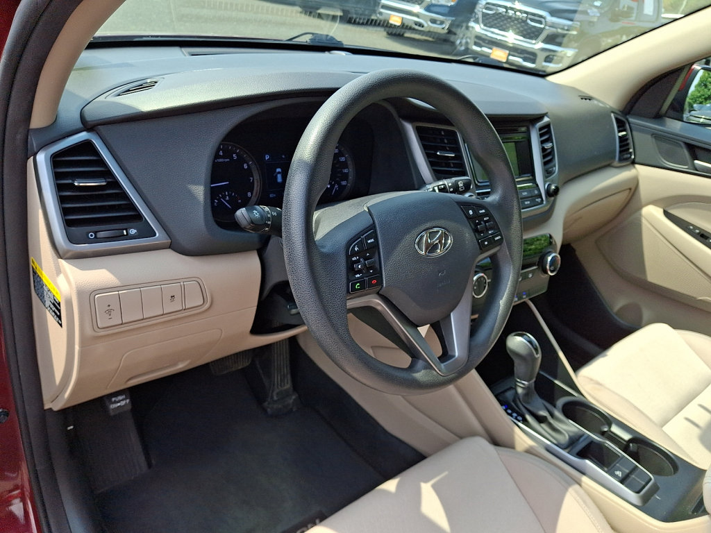 Used 2017 Hyundai Tucson SE w/ Cargo Package FWD image 25