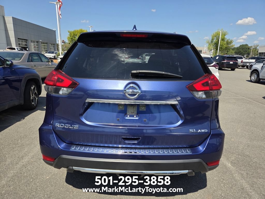Used 2017 Nissan Rogue SL w/ SL Premium Package AWD/4WD image 6