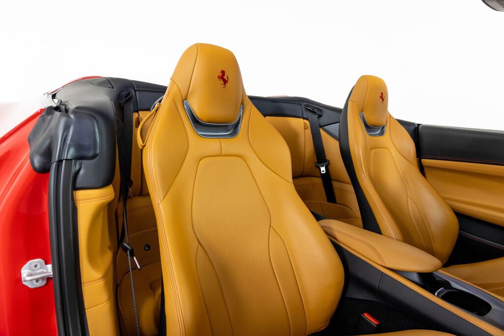 Certified 2020 Ferrari Portofino RWD image 48