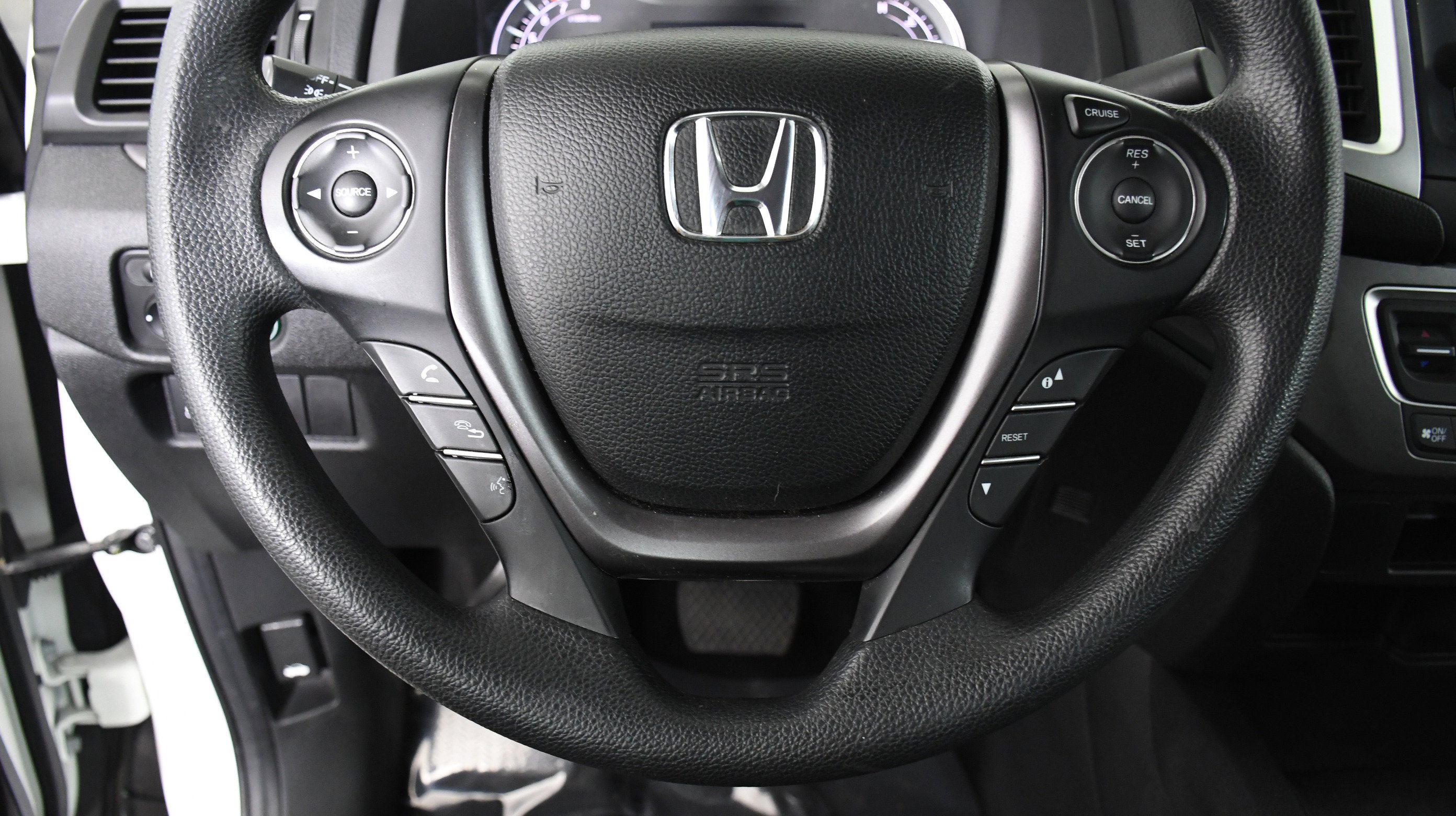 Used 2019 Honda Ridgeline Sport image 10