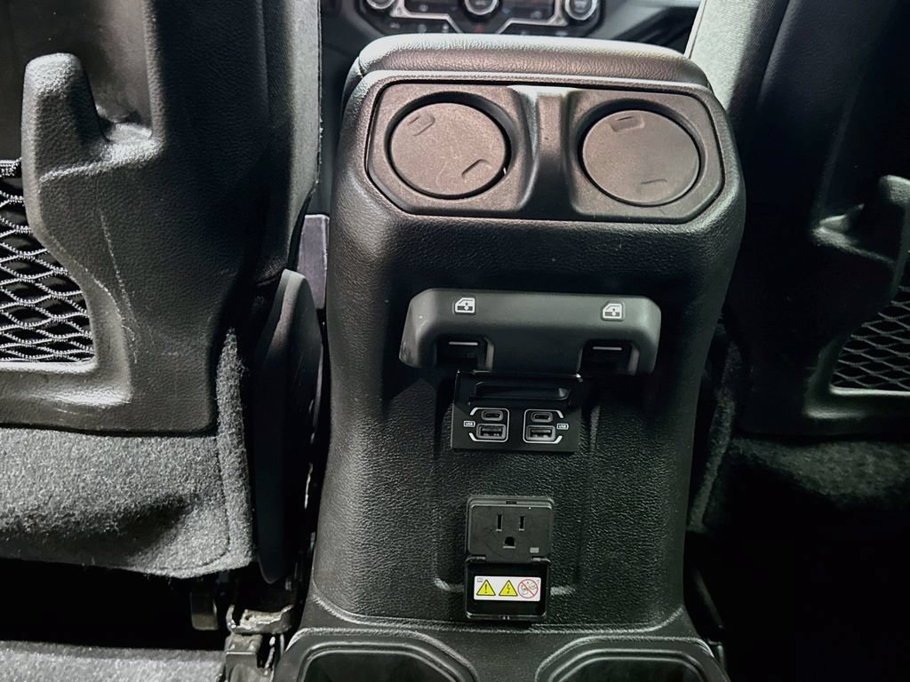Used 2025 Jeep Wrangler Unlimited Rubicon AWD/4WD image 23