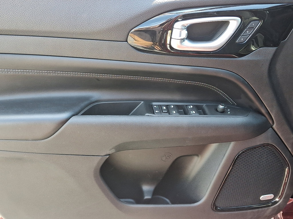 Used 2022 Jeep Compass High Altitude image 22
