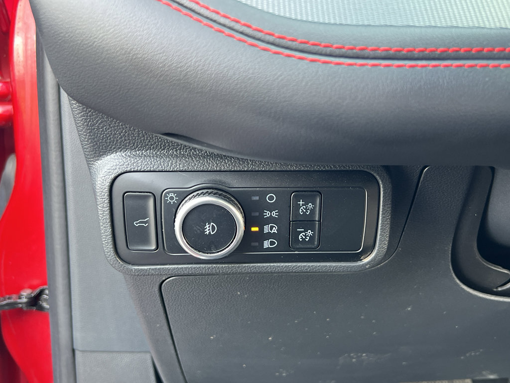 Used 2025 Ford Explorer ST-Line w/ ST-Line Street Pack image 14