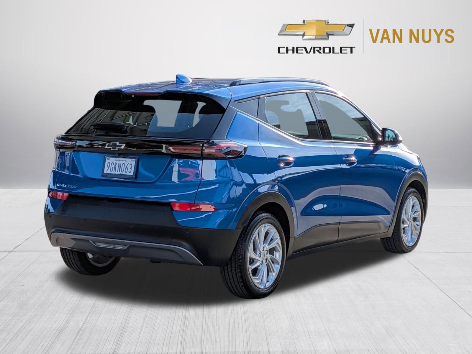 Used 2023 Chevrolet Bolt EUV LT w/ Comfort Package FWD image 5