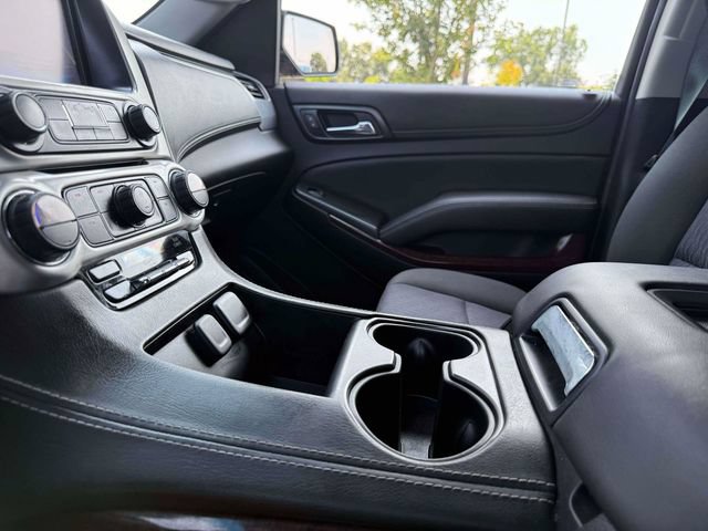 Used 2017 GMC Yukon SLE w/ HD Trailering Package AWD/4WD image 29