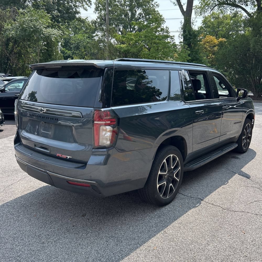 Used 2021 Chevrolet Suburban RST w/ Luxury Package AWD/4WD image 3