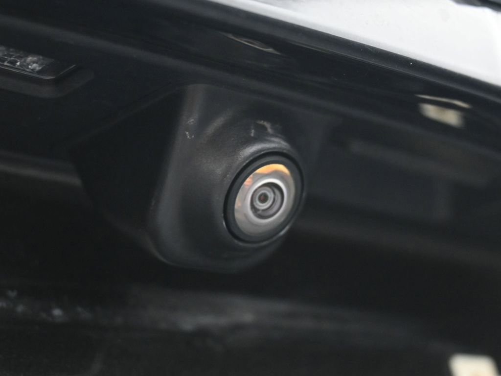 Used 2023 Cadillac XT4 Premium Luxury image 23