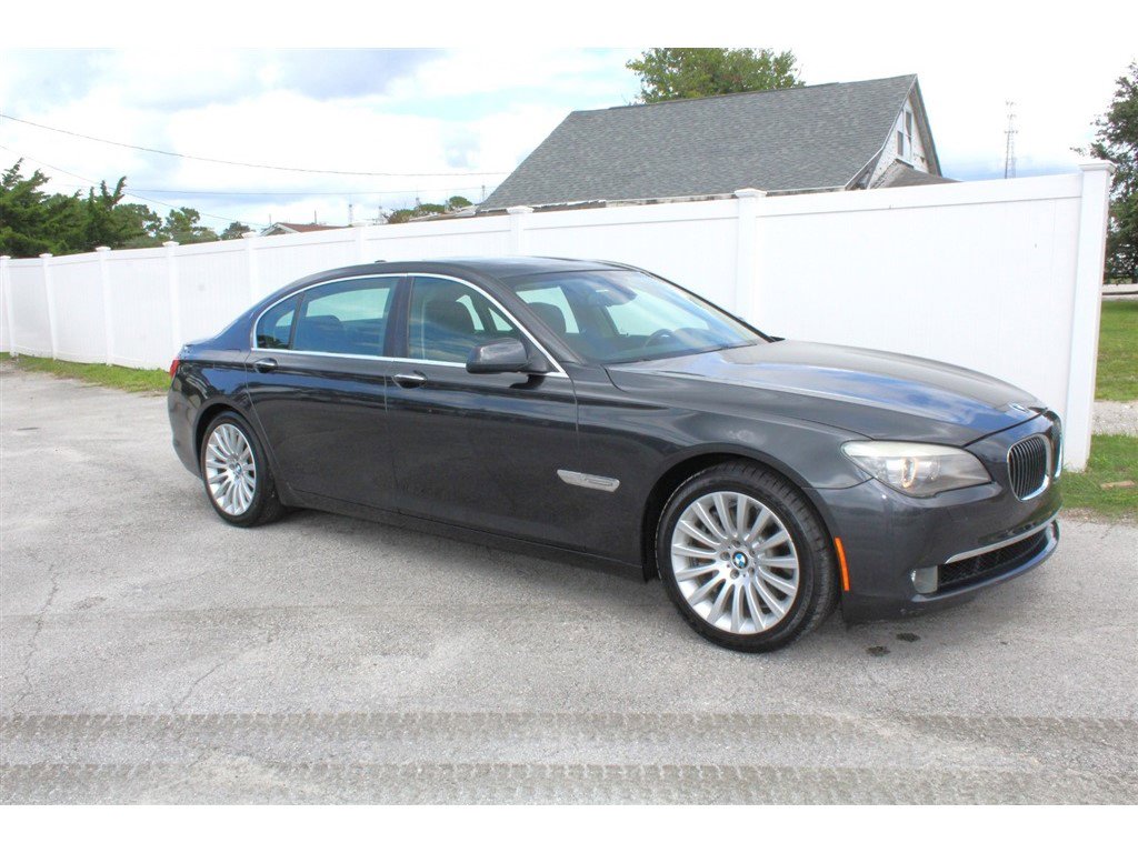 Used 2012 BMW 750Li w/ Luxury Seating Pkg image 1