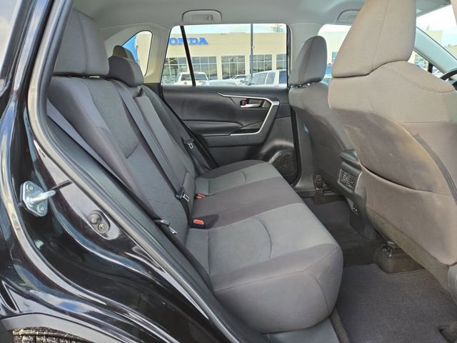Used 2023 Toyota RAV4 XLE image 32