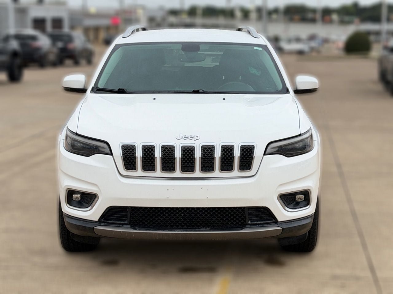 Used 2019 Jeep Cherokee Limited AWD/4WD image 4