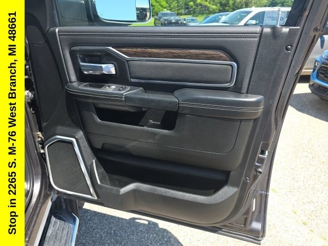 Used 2021 RAM 2500 Laramie AWD/4WD image 40