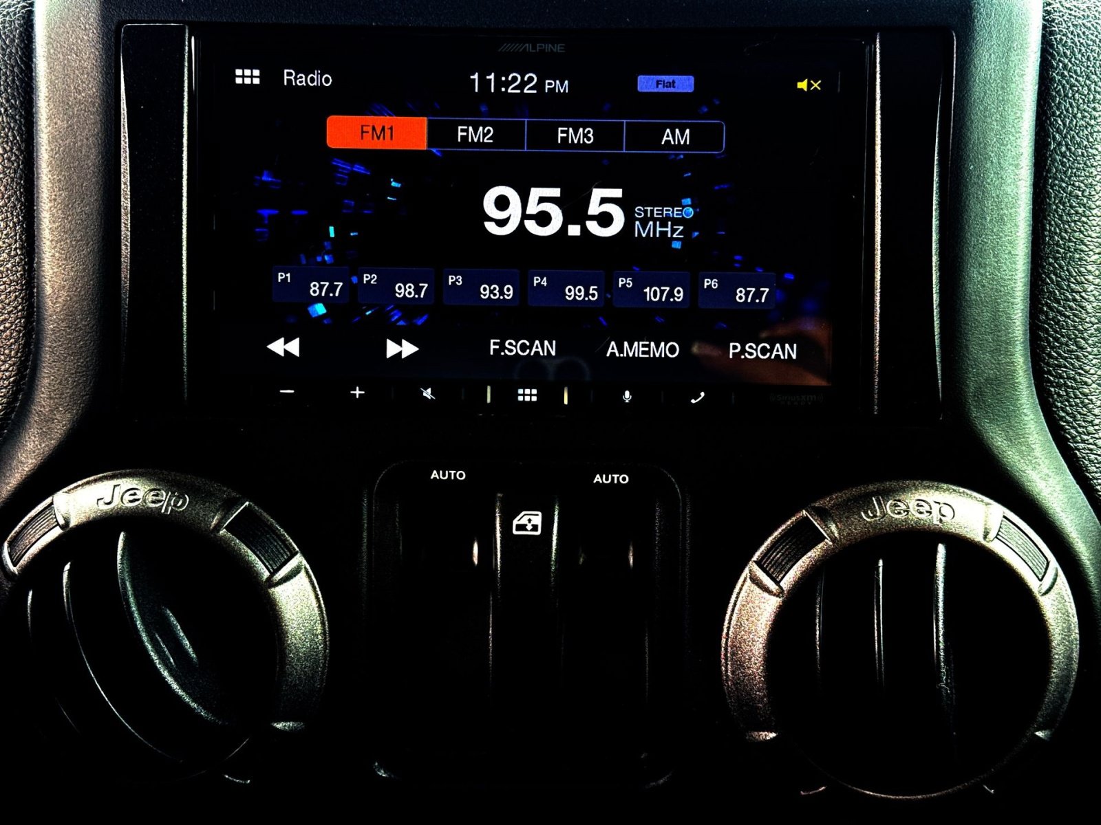 Used 2018 Jeep Wrangler Sport AWD/4WD image 18