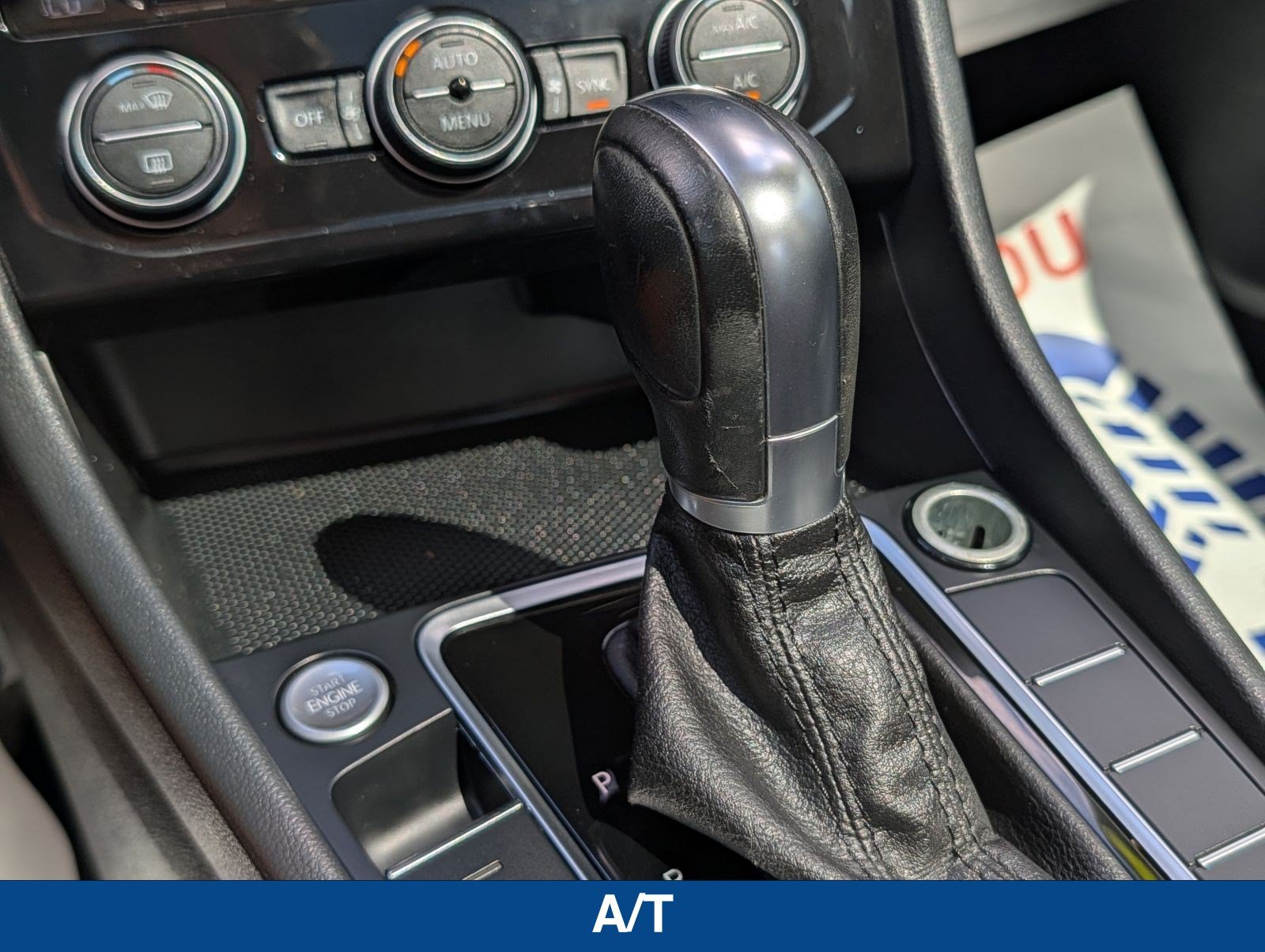 Used 2019 Volkswagen Jetta SE FWD image 31