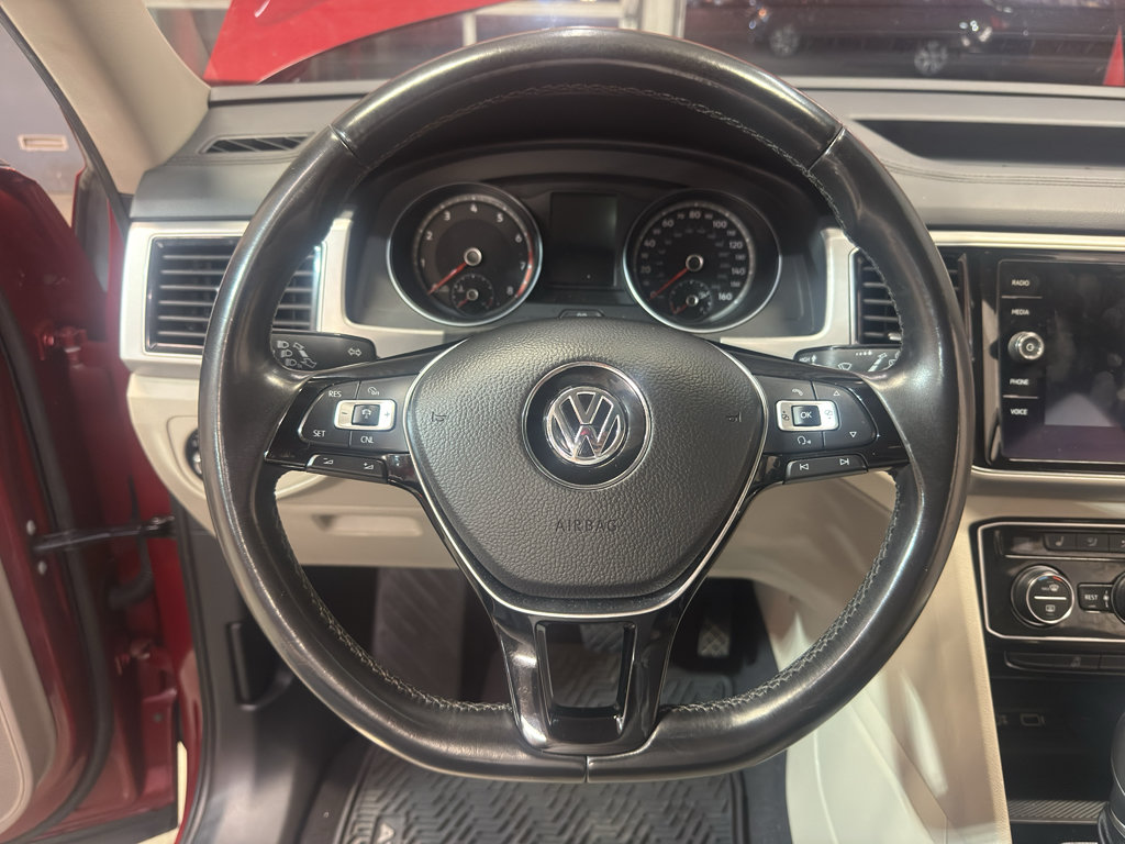 Used 2018 Volkswagen Atlas SEL AWD/4WD image 18