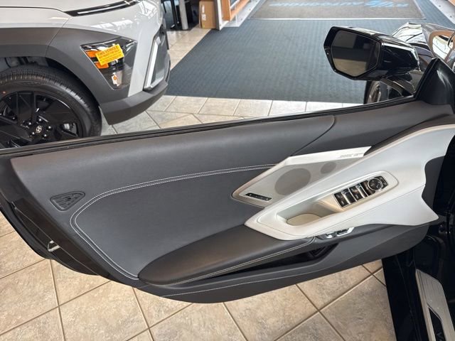 Used 2022 Chevrolet Corvette Stingray Preferred Conv w/ Z51 Performance Package RWD image 21