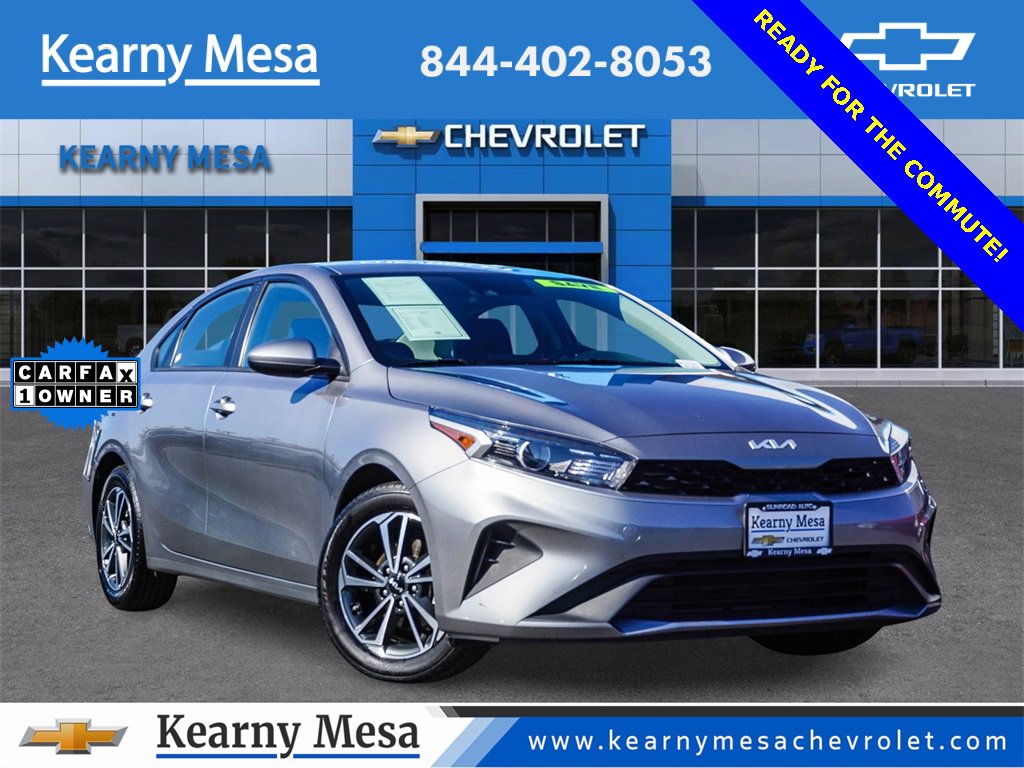 Used 2023 Kia Forte LXS image 1