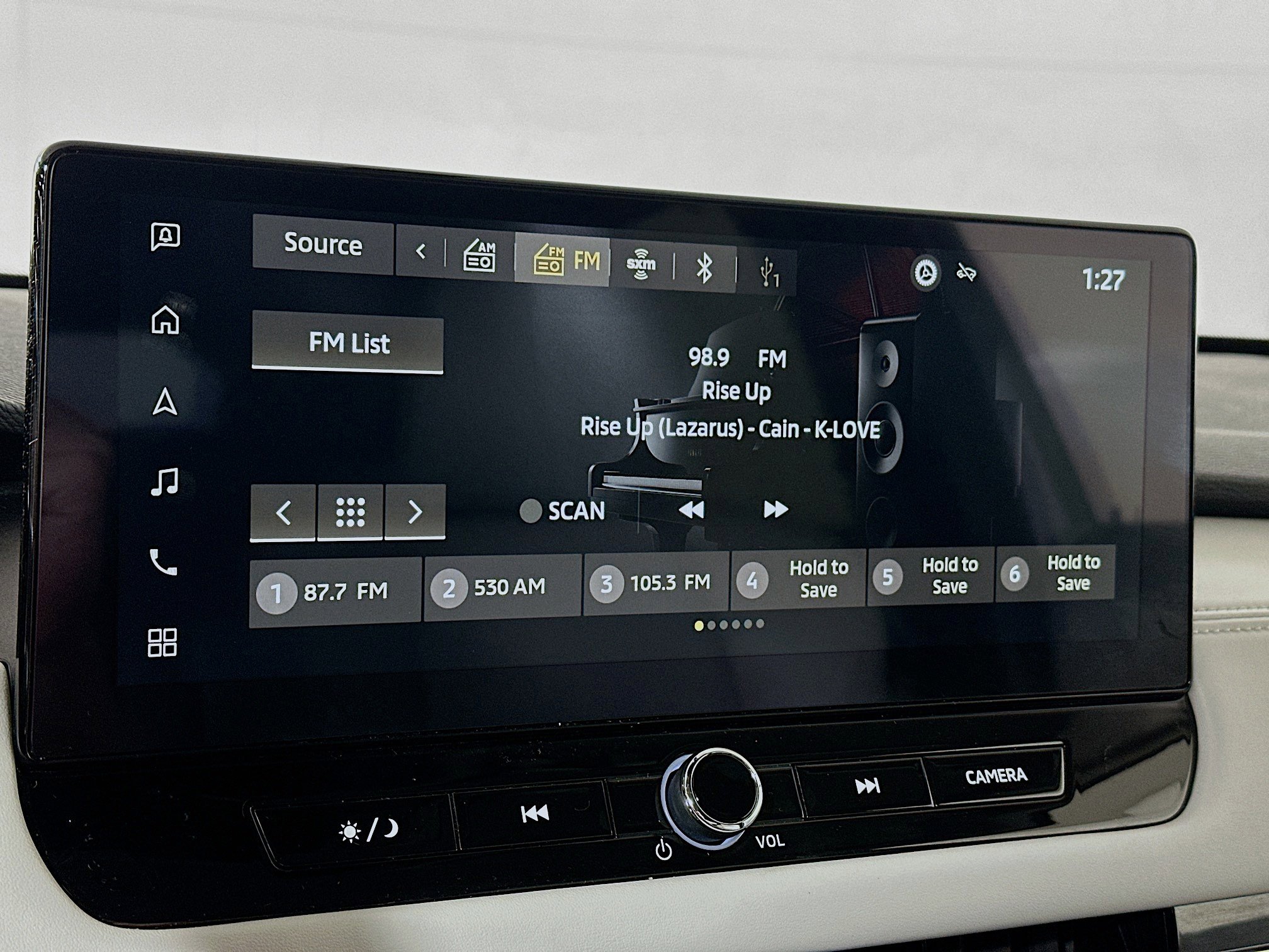 Used 2025 Mitsubishi Outlander SEL image 15