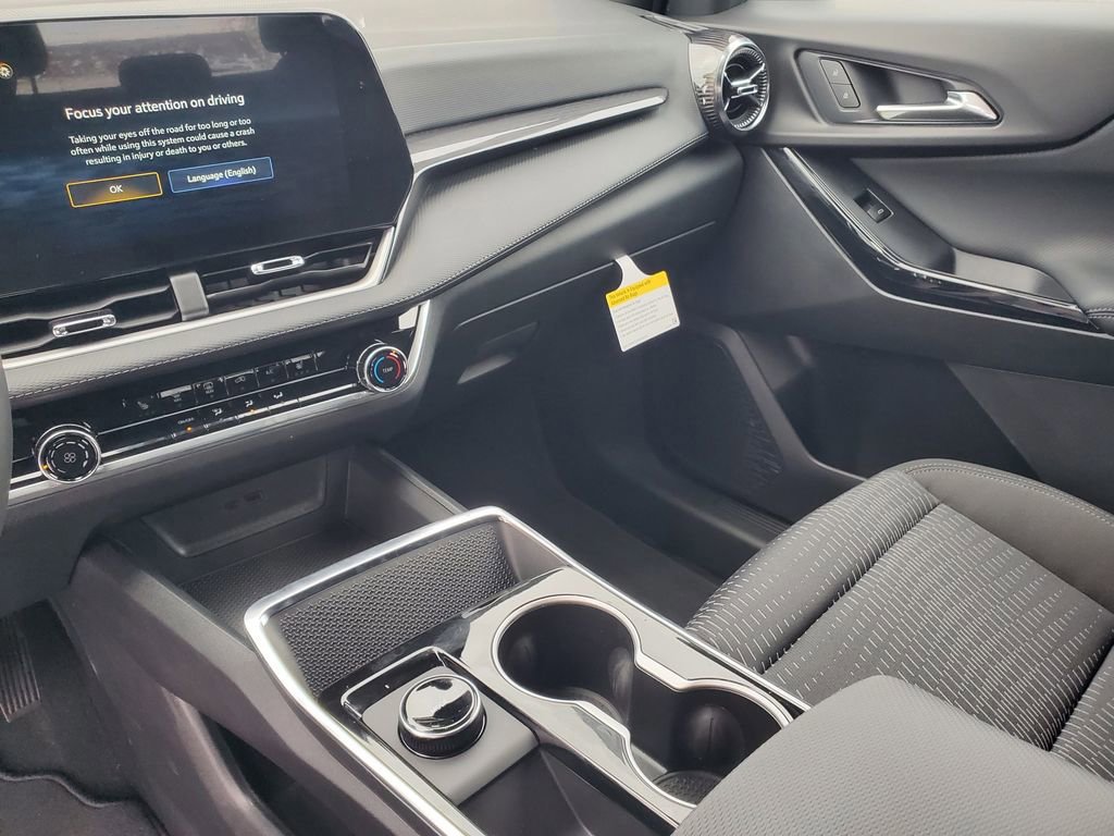 New 2026 Chevrolet Equinox LT image 14