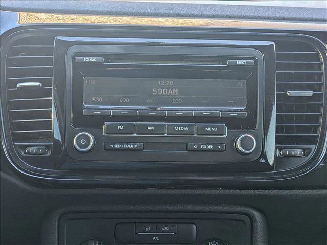 Used 2014 Volkswagen Beetle 2.5 image 13