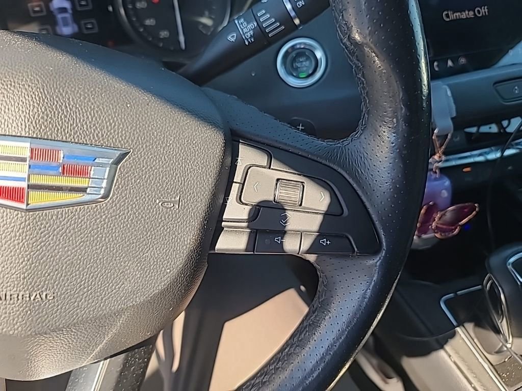 Used 2019 Cadillac XT4 Sport image 5