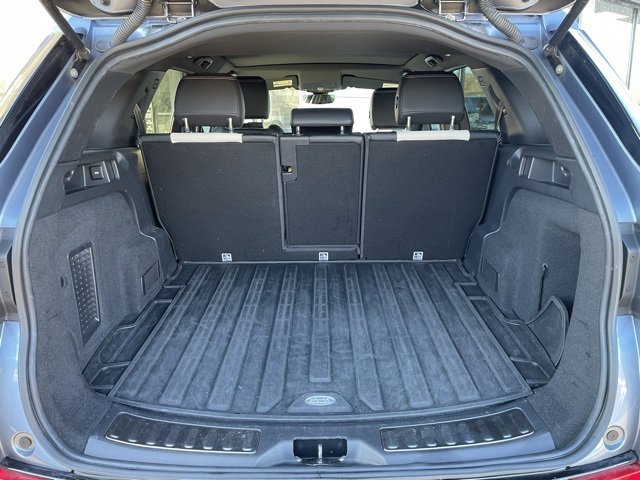 Used 2020 Land Rover Discovery Sport S R-Dynamic image 31