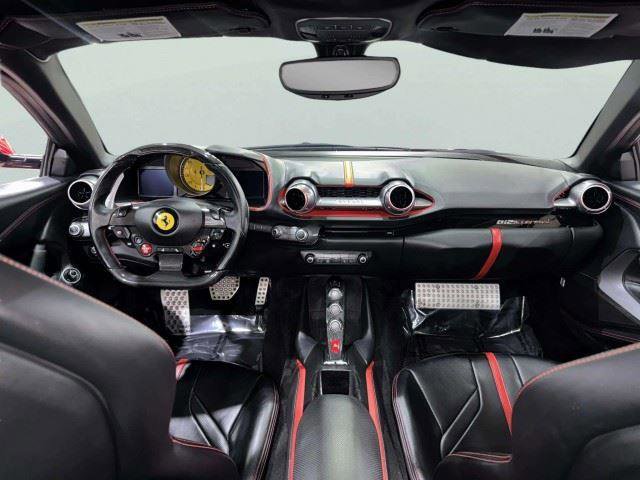 Used 2019 Ferrari 812 Superfast RWD image 38