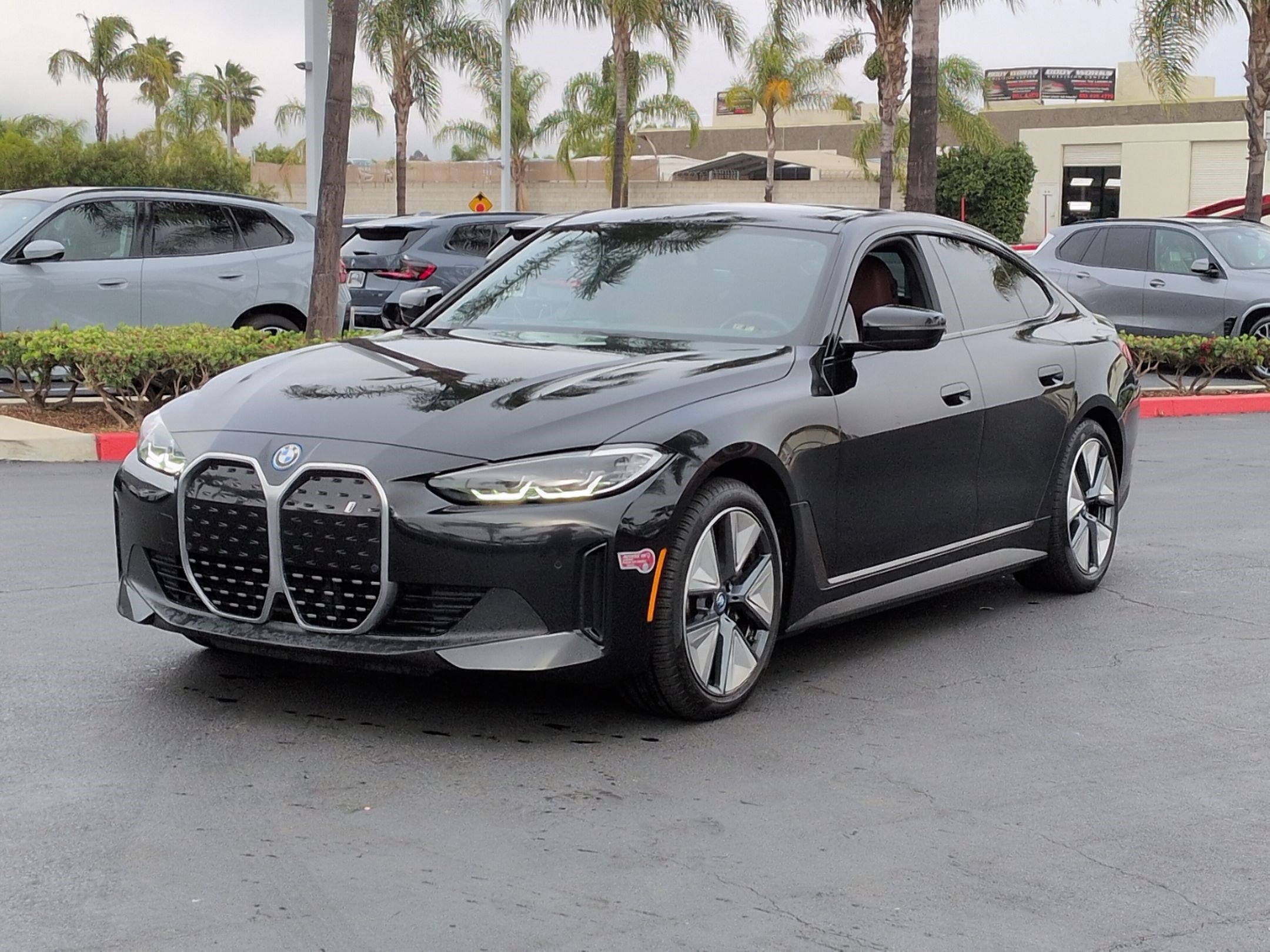 Certified 2023 BMW i4 eDrive40 w/ Premium Package RWD image 5