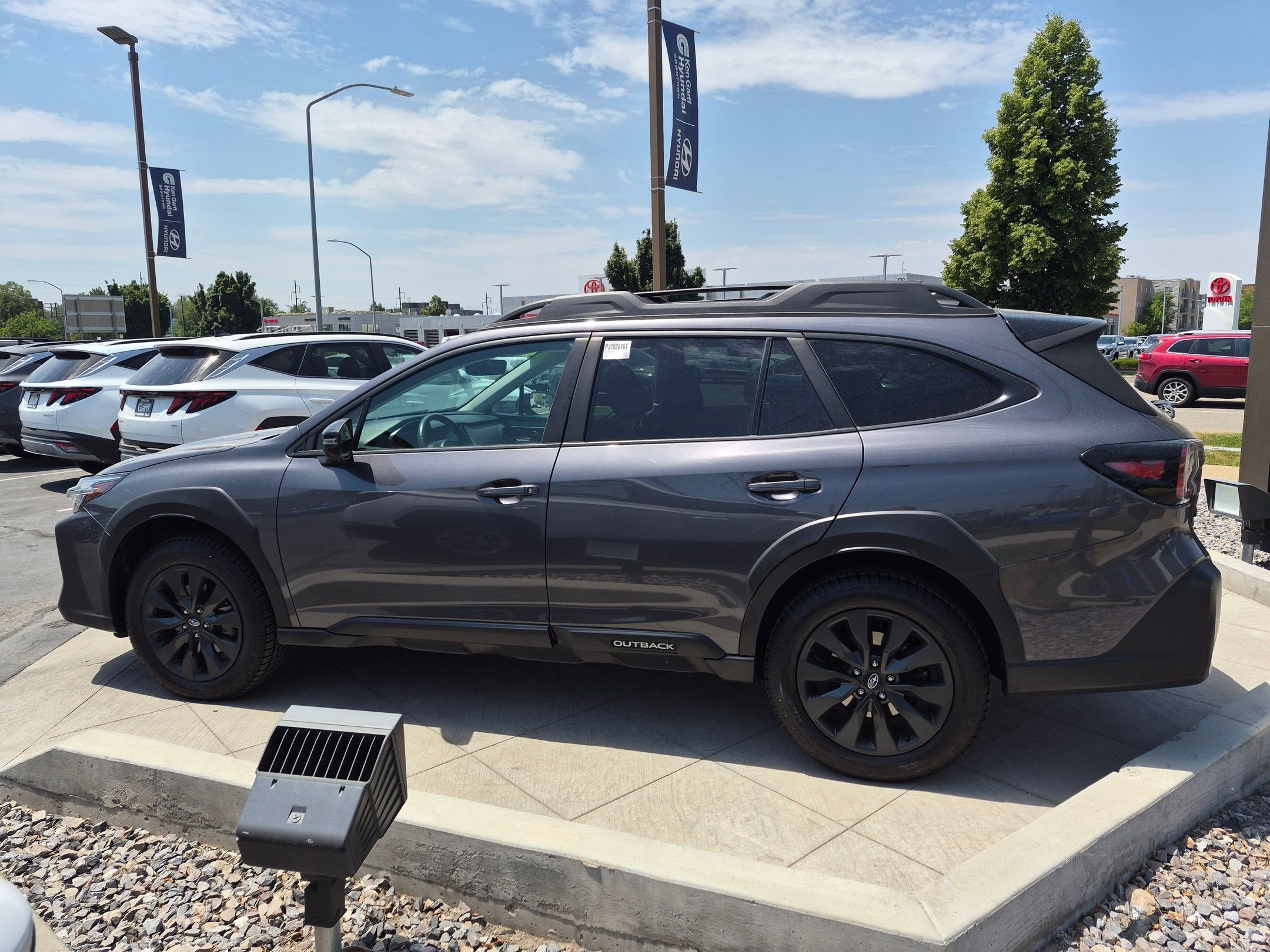 Used 2023 Subaru Outback Onyx Edition XT AWD/4WD image 9