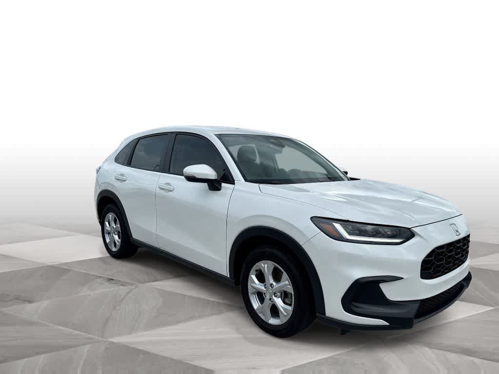 Used 2025 Honda HR-V LX image 2