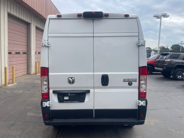 Used 2023 RAM ProMaster 2500 FWD image 8