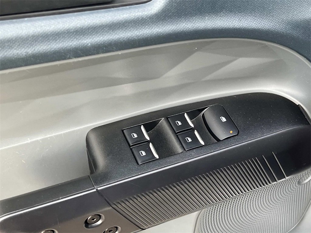 Used 2024 Ford Maverick XL image 13