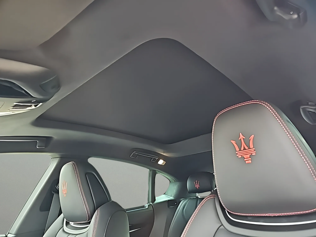 New 2024 Maserati Levante Modena Ultima AWD/4WD image 19
