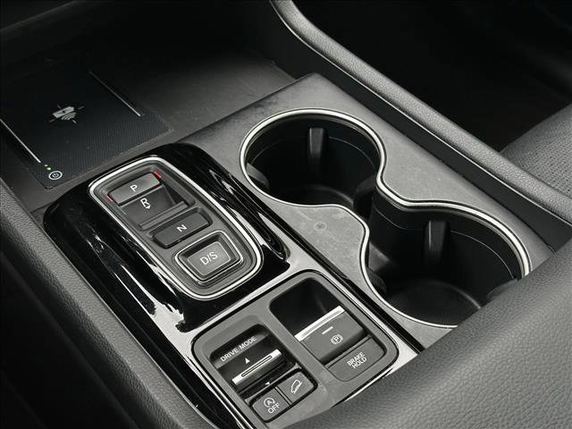 Used 2023 Honda Pilot Elite image 16