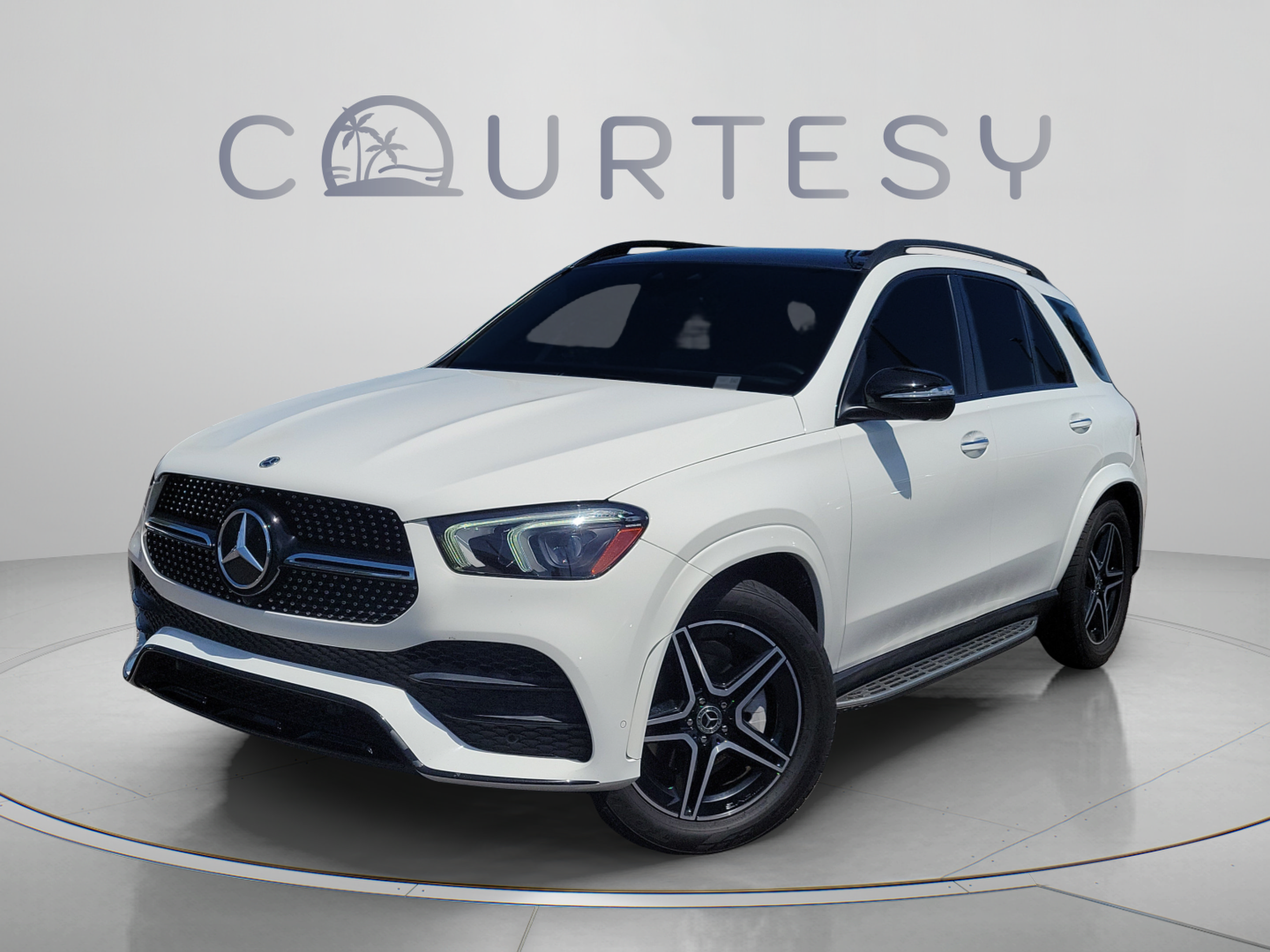 Used 2021 Mercedes-Benz GLE 350 4MATIC image 1