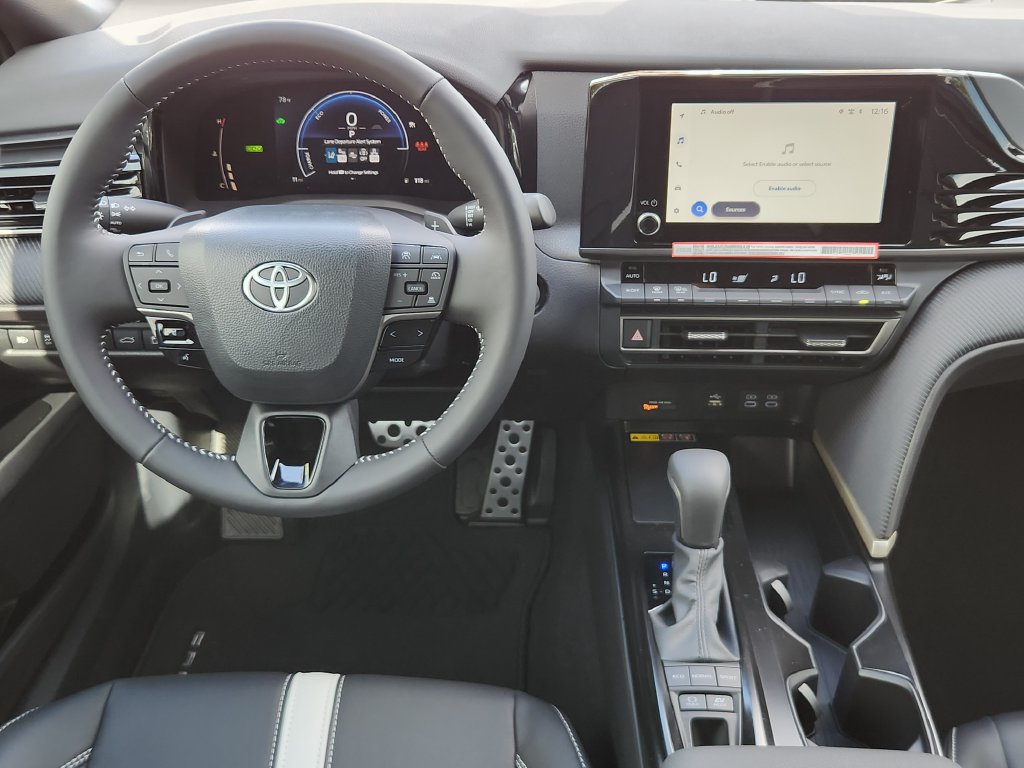 New 2026 Toyota Camry SE w/ Convenience Package FWD image 16