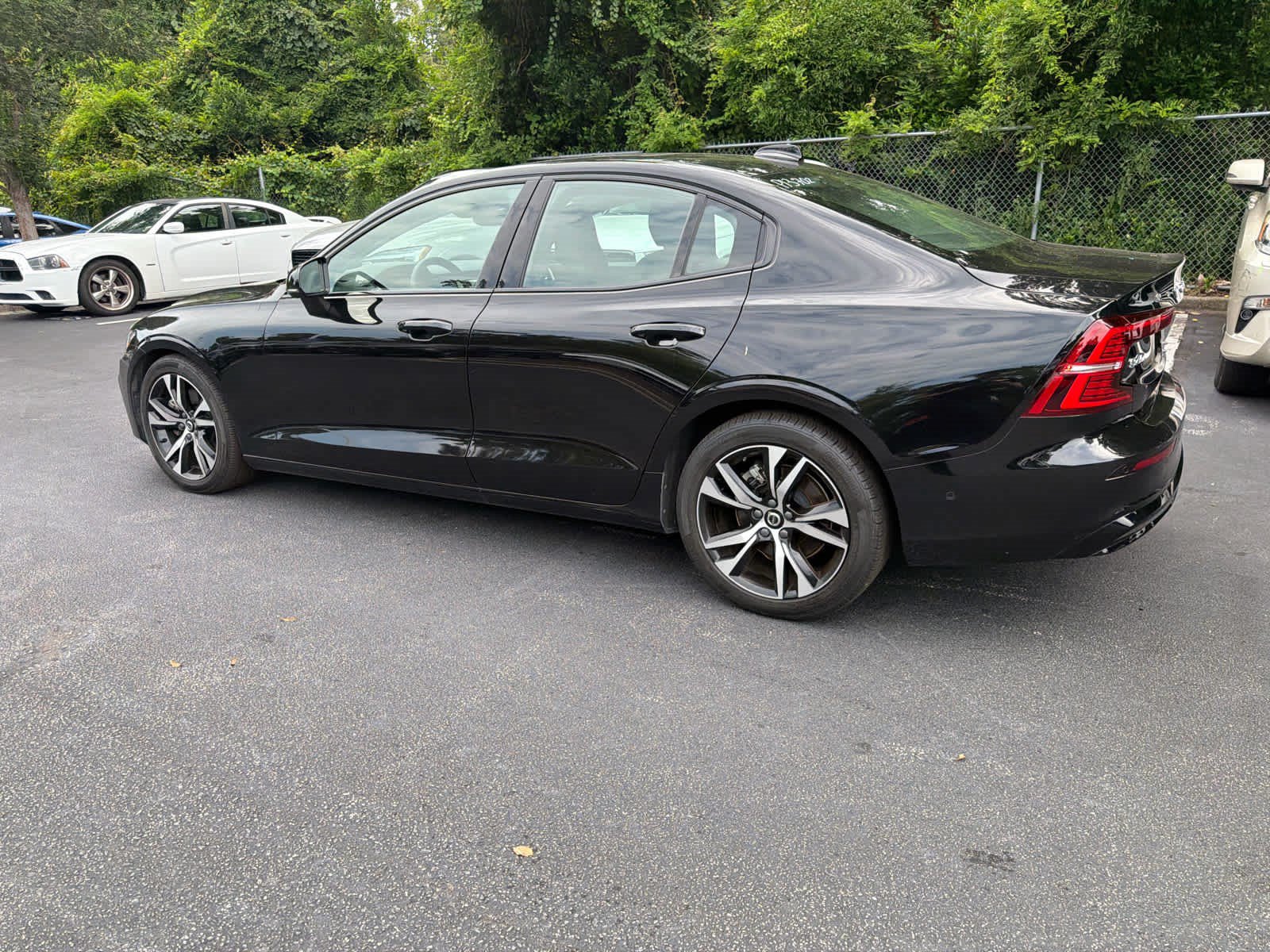 Used 2025 Volvo S60 B5 Plus FWD image 12
