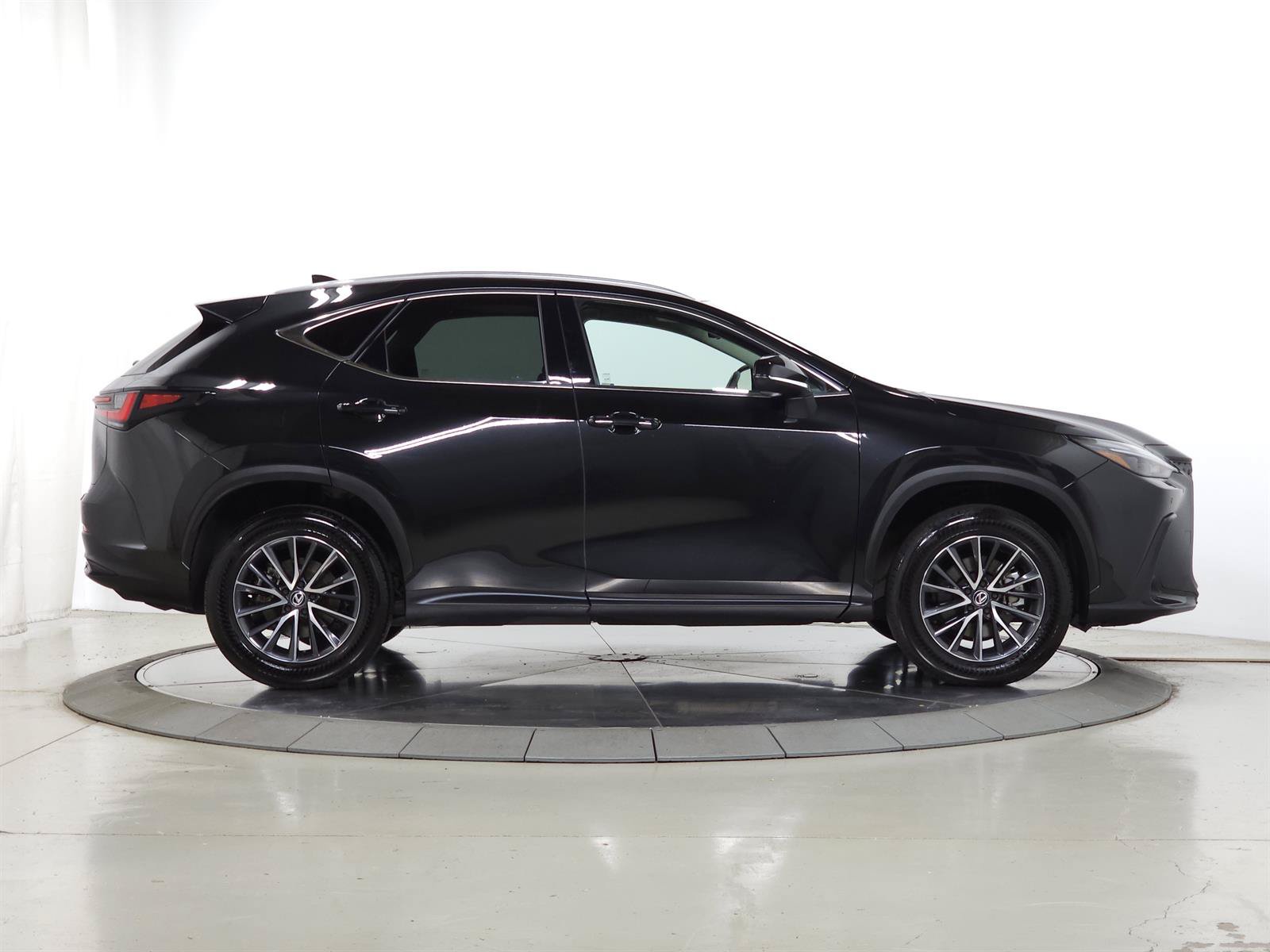 Certified 2024 Lexus NX 350 AWD image 12