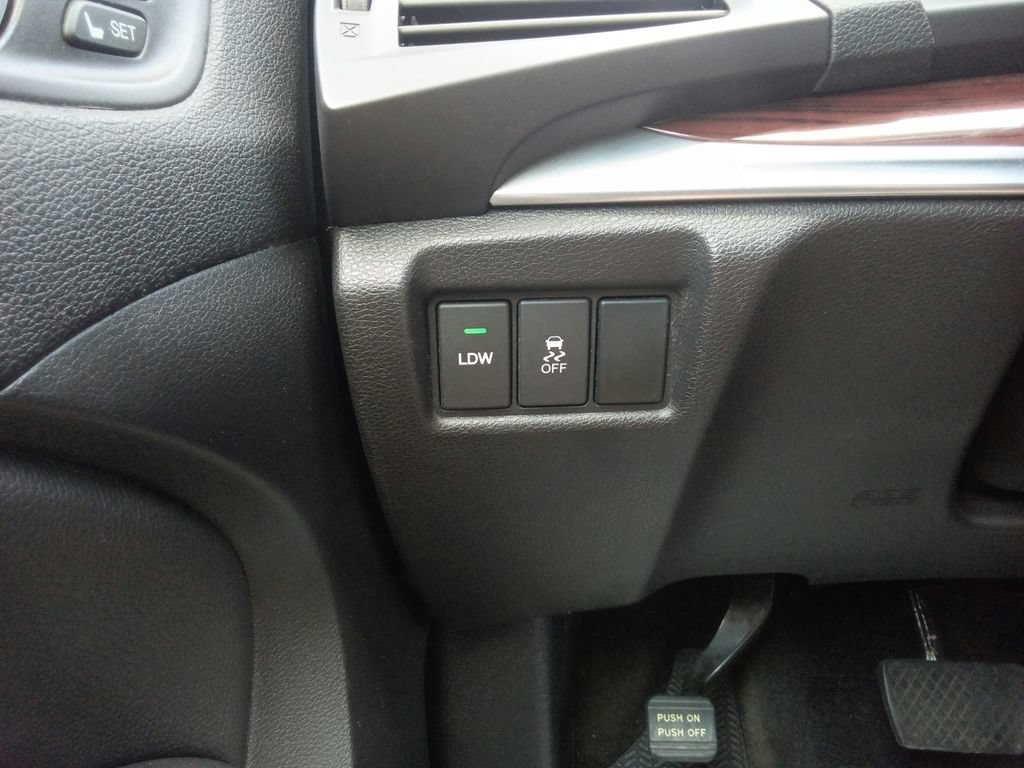 Used 2014 Acura MDX SH-AWD w/ Technology Package image 30